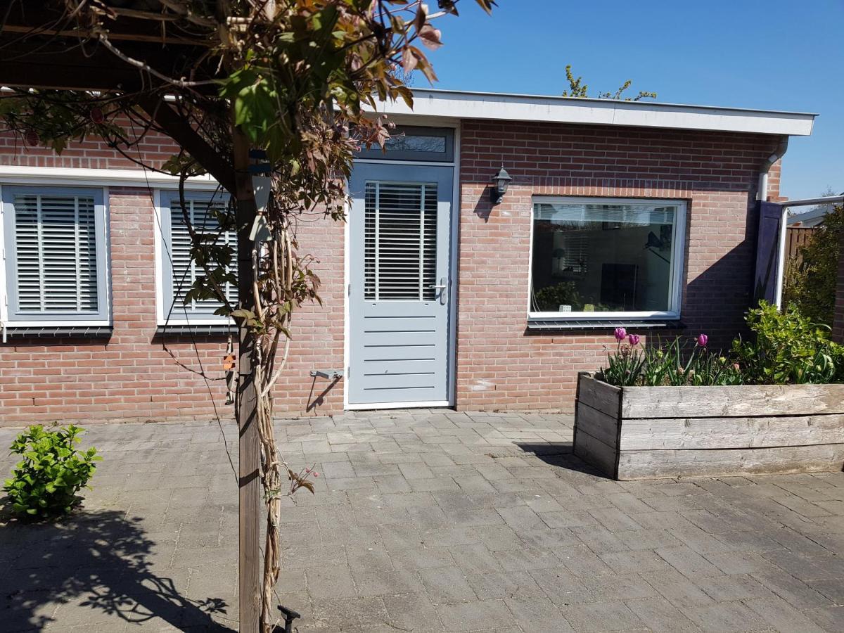 Solstice, Quiet Cottage In Bruinisse, Zeeland Luaran gambar